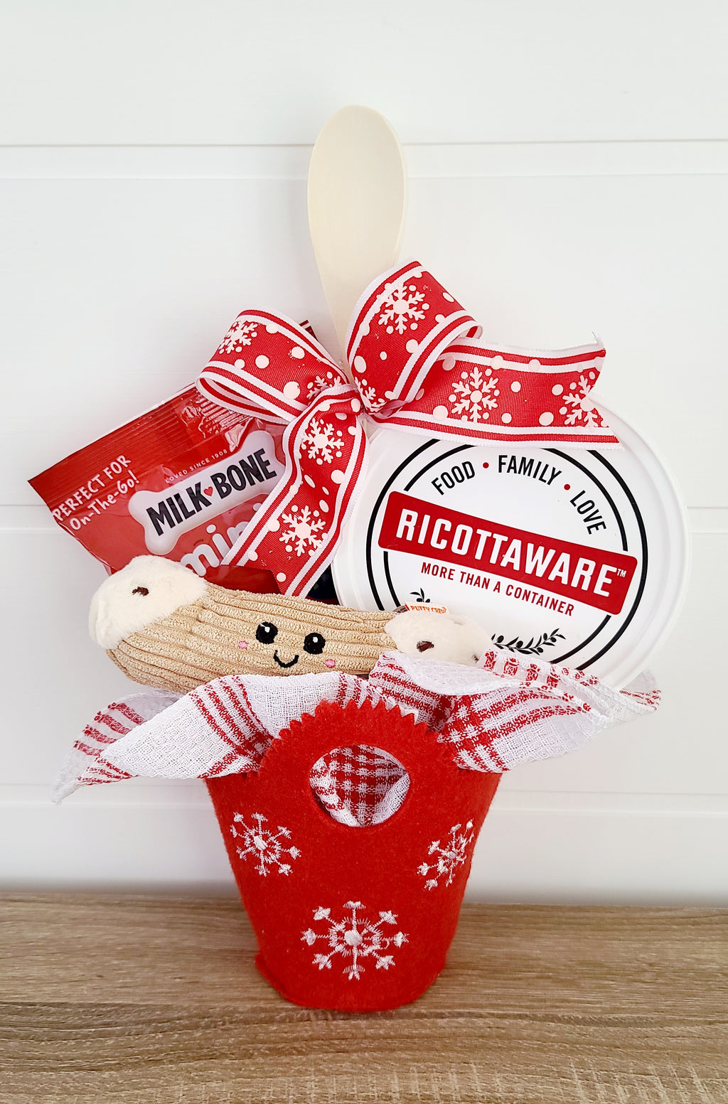 Signature Container Pet Gift Set -  Cannoli theme